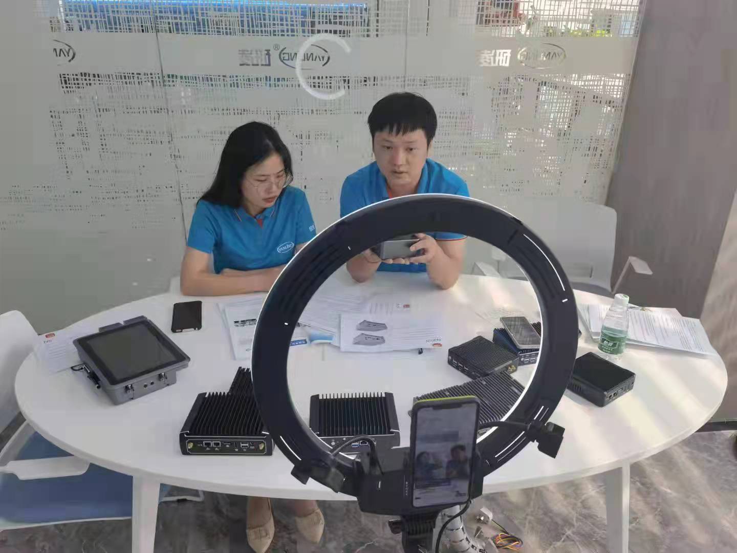 Fremme live-udsendelse i september